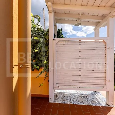 Belocations - Baia Azzurra Ferienhaus *